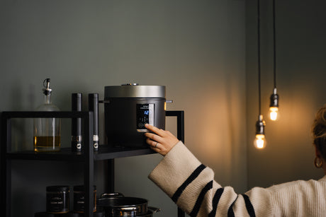 Mrkvová polévka s chilli s kuchyňským vybavením od ONYX Cookware