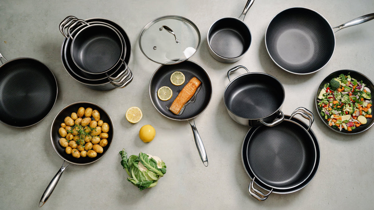 Hvad er en hybridpande? Her er alt du skal vide om ONYX Cookware’s mest alsidige pande