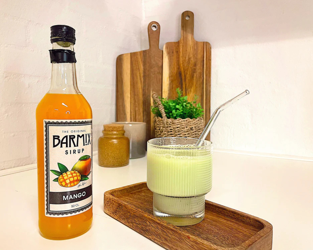 Mango Matcha Latte – Sametová, exotická a prosluněná
