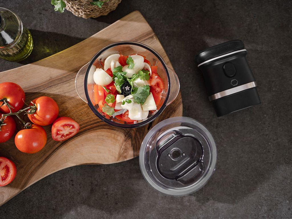 CORDLESS MINI CHOPPER WITH DETACHABLE BATTERY PACK - 3