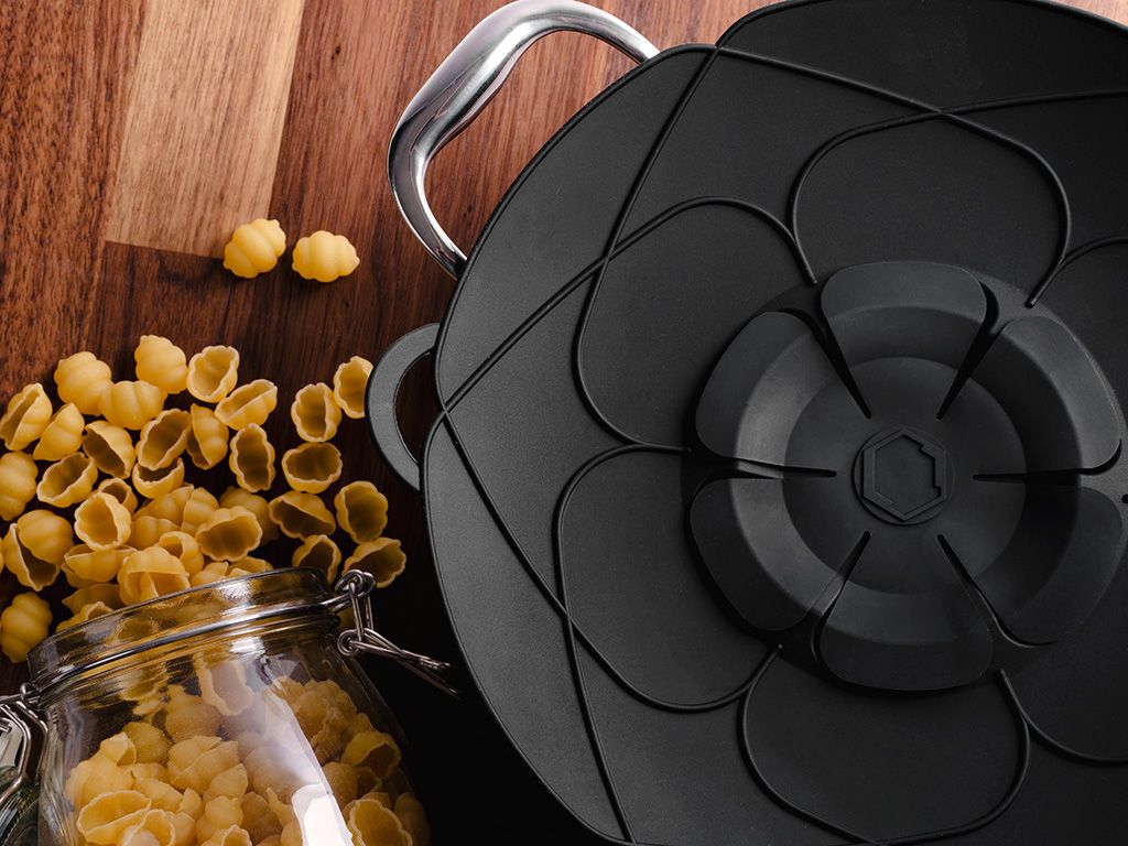 SILICONE ANTI-SPILL LID - 3