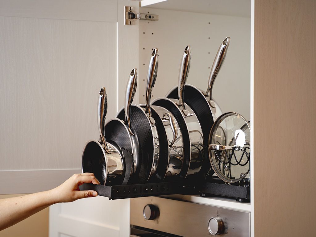 PULL-OUT PAN ORGANIZER - 4