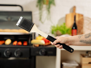 BBQ OCELOVÝ KARTÁČ