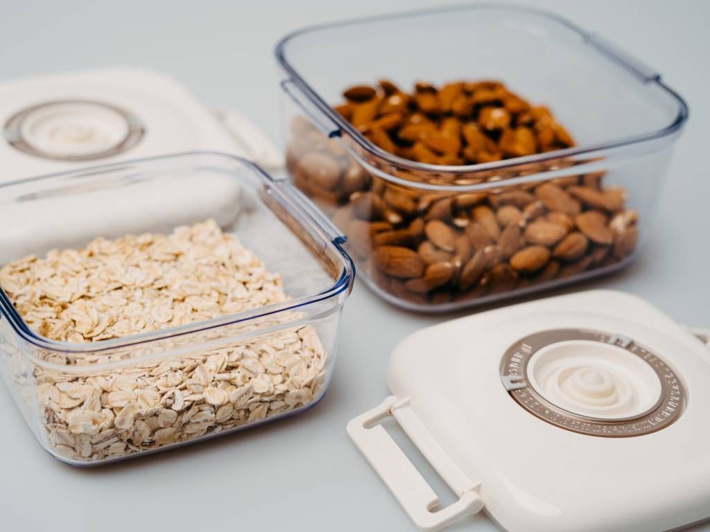 VAKUOVÝ KONTEJNER NA SKLADOVÁNÍ 700 ML, SOUBOR - 4 KUSY