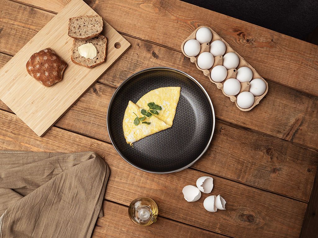 PÁNEV BEZ RUKOJETI 24 CM - 2