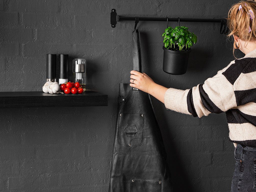 PREMIUM LEATHER APRON - 8