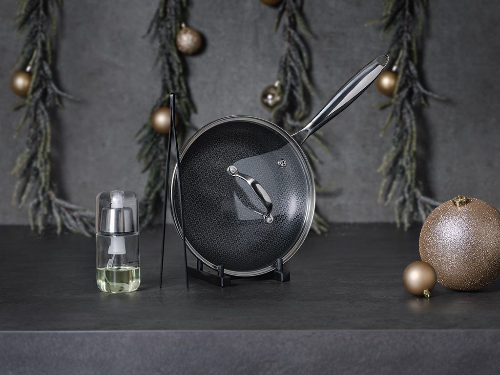 ZÁKLADNÍ SADA PÁNVÍ 24 CM - 1