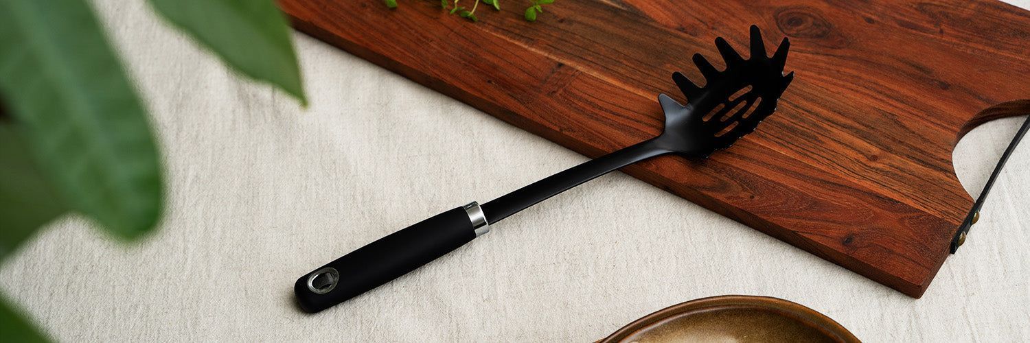 LŽÍCE NA TĚSTOVINY