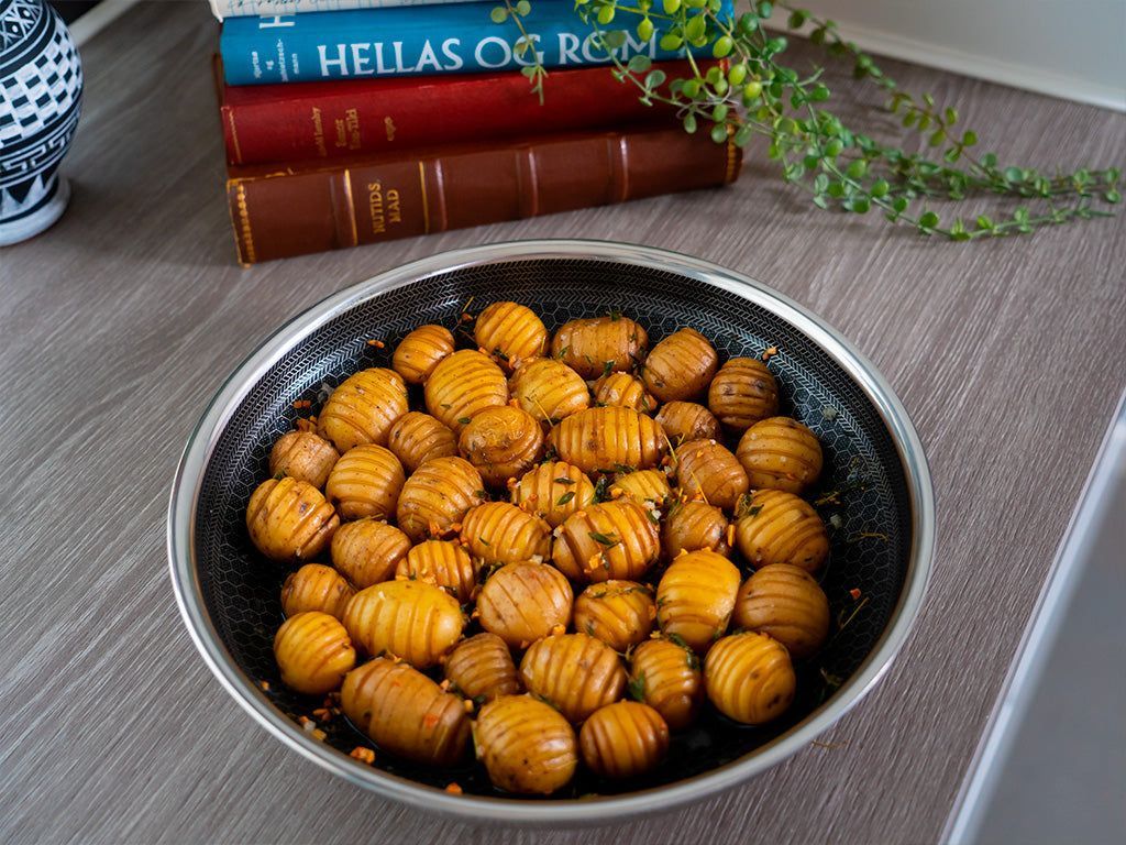 PÁNEV BEZ RUKOJETI 24 CM - 7