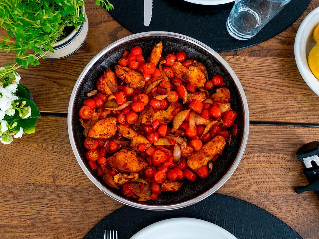 PÁNEV BEZ RUKOJETI 28 CM